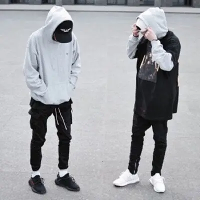 Hoodie cho nam với quần jogger